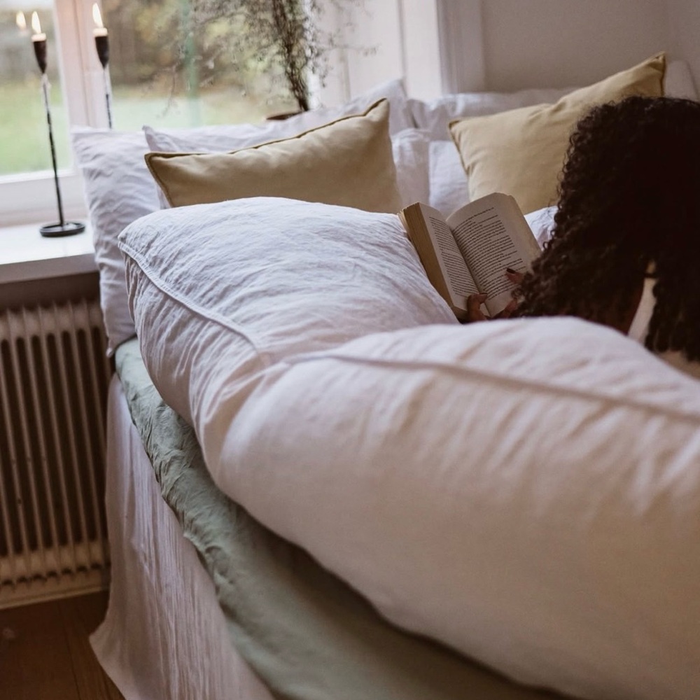 Happy Fluffy Cloud Megafluff with Green Duvet Cover